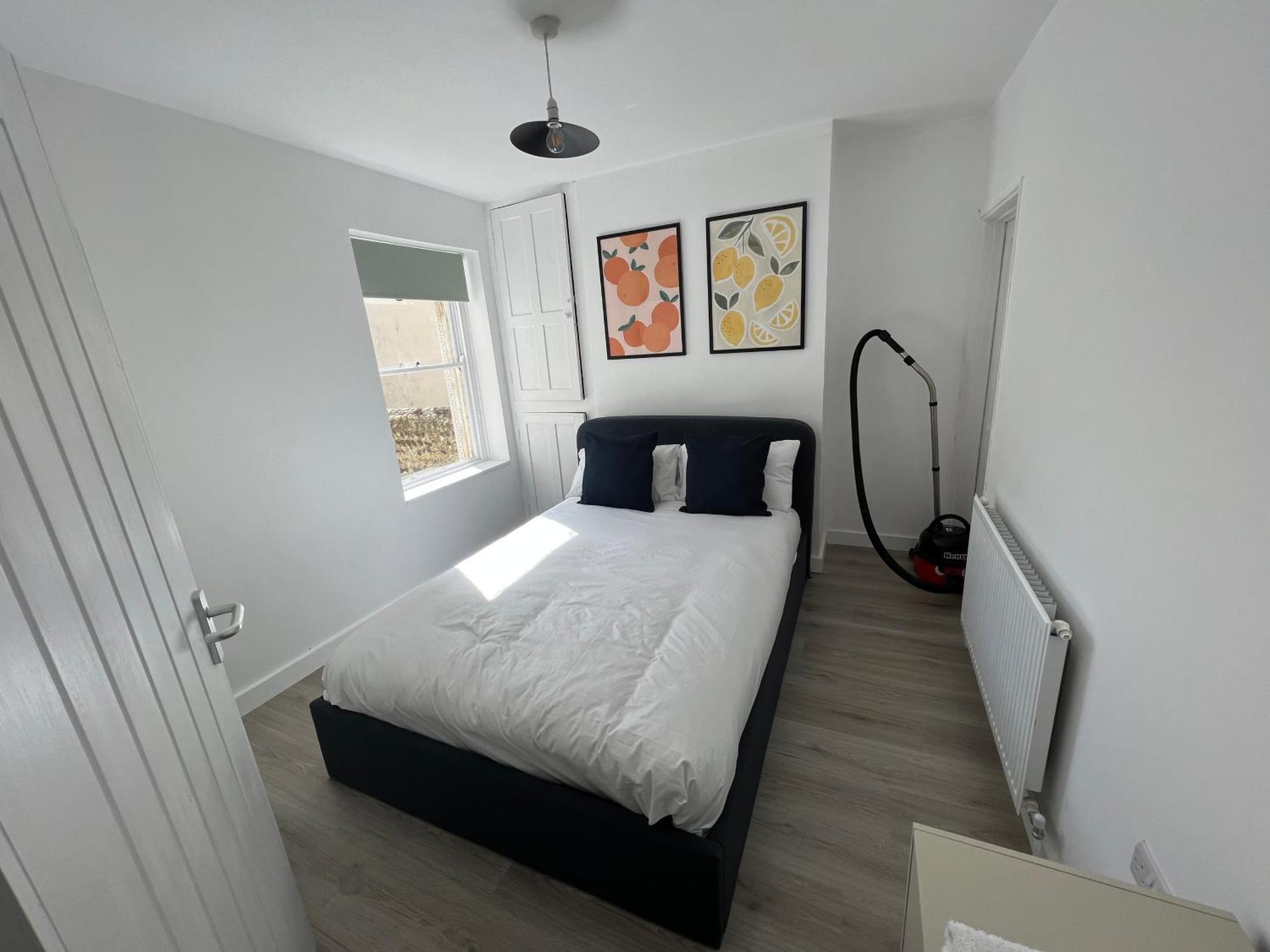 Littlehampton House - 4 Bedroom House Sleeps 8 Buitenkant foto